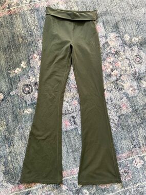 DSG Olive Green Fold Over Flare Leg Yoga Pants Soft Cozy Size Small Loungewear